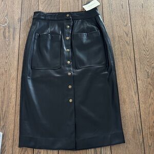 BlankNYC Black Button-Front Faux Leather Skirt